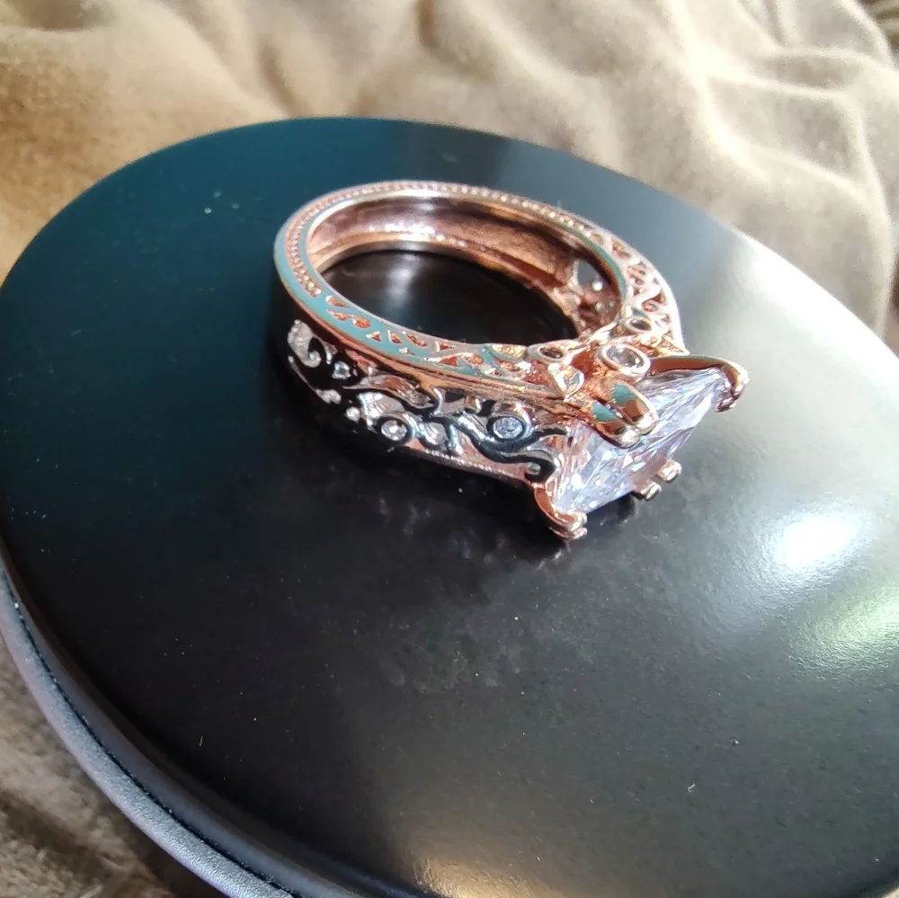 CZ ring. Rose gold and silver toned filigree. Size 8 - Picture 10 of 13